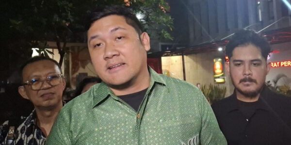 Mikhael Sinaga Ditantang dengan 50 Pertanyaan dalam Kasus Ijazah Palsu Jokowi