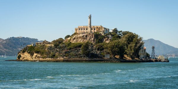 Kelima Fakta Penting Tentang Penjara Legendaris Alcatraz yang Akan Dibuka Kembali di Bawah Kepemimpinan Trump