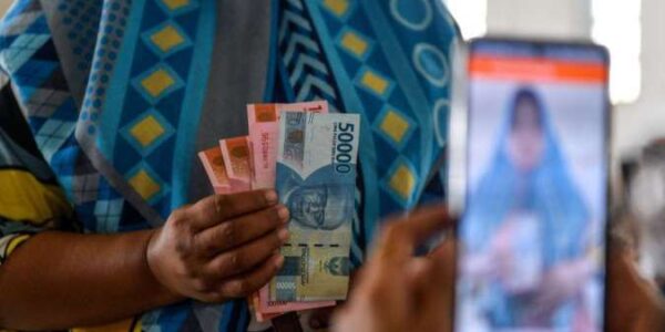 Bansos PKH Maret 2025 Ditunda Hingga Mei 2025: Begini Cara Memeriksa Status Penerimaannya