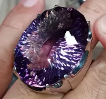 Lavender Chalcedony: Batu Permata Lembut yang Akan Buat Tampilan Anda Semakin Elegan